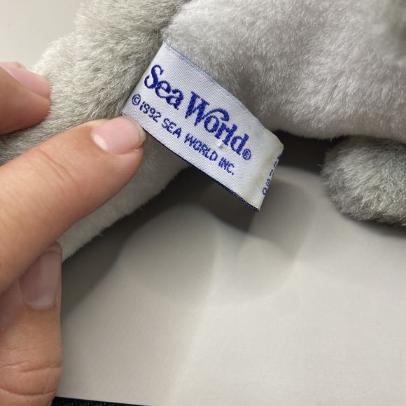 Vintage 1992 Sea World Dolphin 10" Plush Gray & White Blue Eyes Stuffed Animal - Picture 2 of 7